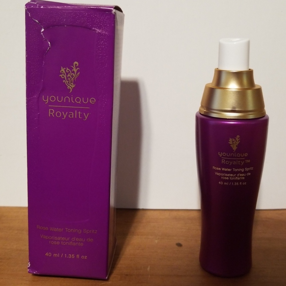 Younique Rose Water Toning Spritz